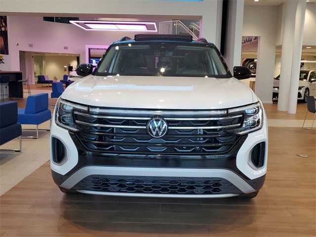 2024 Volkswagen Atlas 2.0T Peak Edition SEL