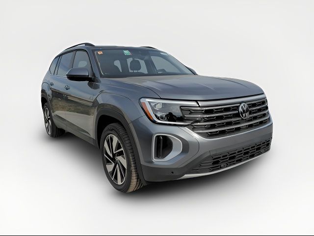 2024 Volkswagen Atlas 2.0T Peak Edition SEL