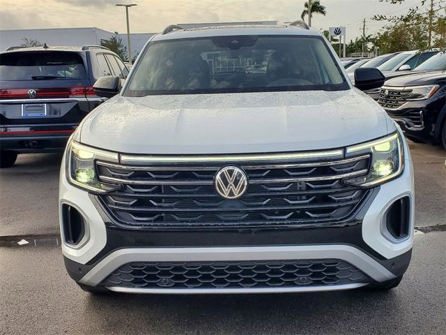 2024 Volkswagen Atlas 2.0T Peak Edition SEL