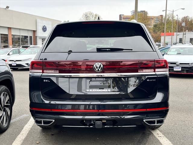 2024 Volkswagen Atlas 2.0T SEL Premium R-Line