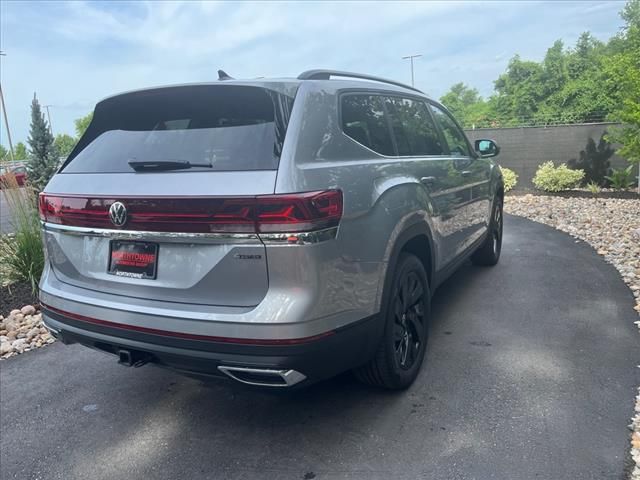 2024 Volkswagen Atlas 2.0T SE Technology