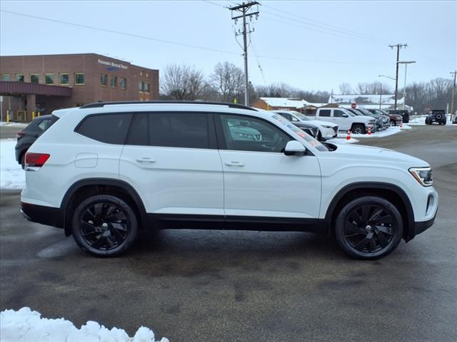 2024 Volkswagen Atlas 2.0T SE Technology