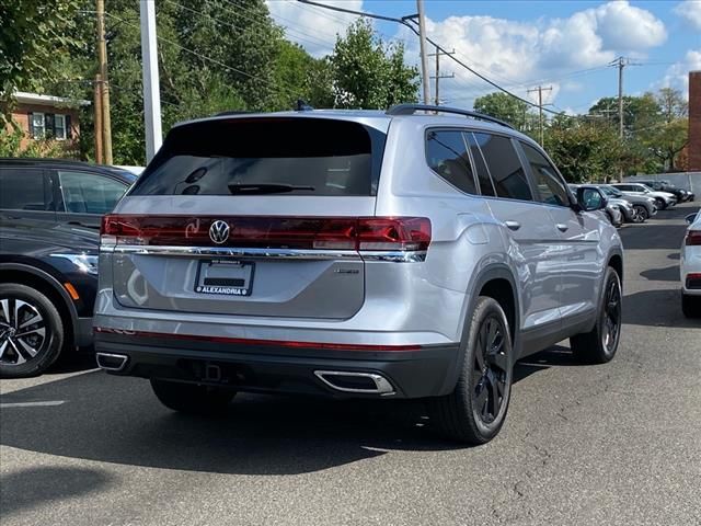 2024 Volkswagen Atlas 2.0T SE Technology