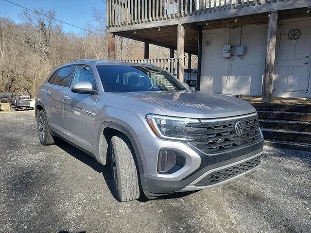 2024 Volkswagen Atlas Cross Sport 2.0T SE