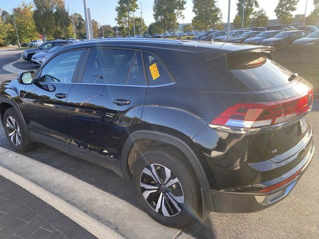 2024 Volkswagen Atlas Cross Sport 2.0T SE