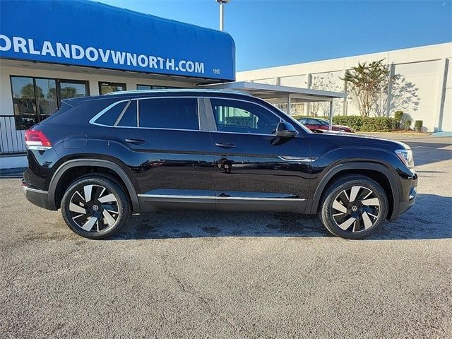 2024 Volkswagen Atlas Cross Sport 2.0T SEL