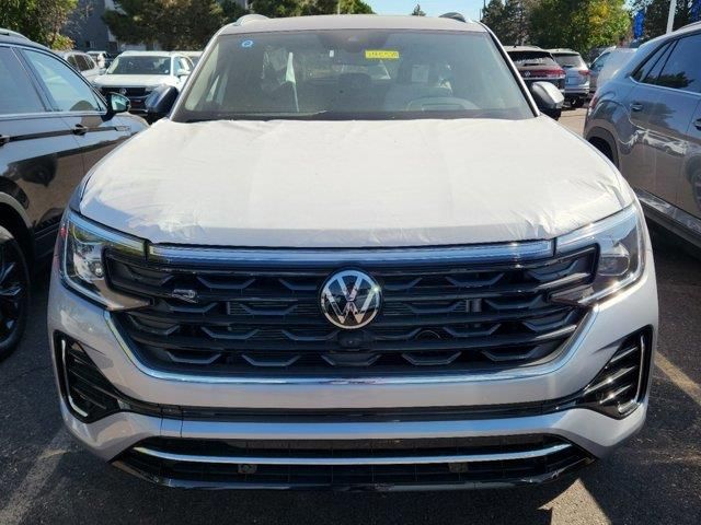 2024 Volkswagen Atlas Cross Sport 2.0T SEL Premium R-Line