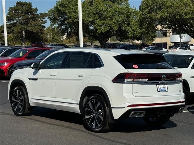 2024 Volkswagen Atlas Cross Sport 2.0T SEL Premium R-Line