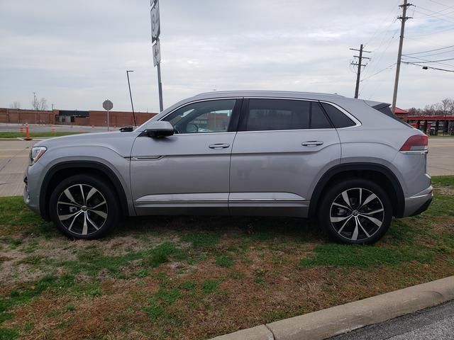 2024 Volkswagen Atlas Cross Sport 2.0T SEL Premium R-Line