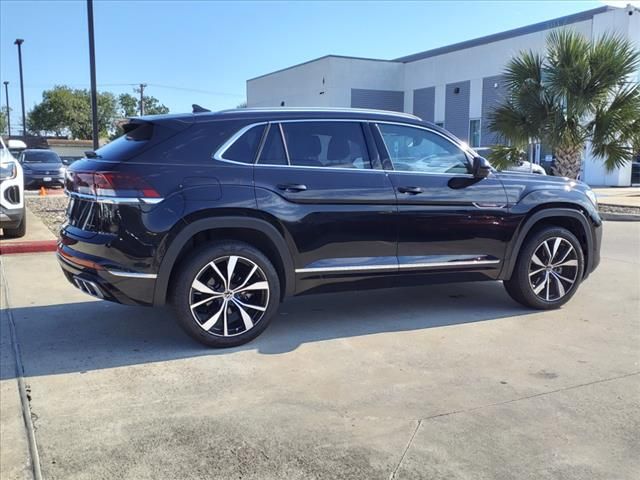 2024 Volkswagen Atlas Cross Sport 2.0T SEL Premium R-Line