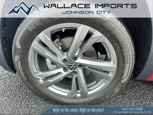 2024 Volkswagen Atlas Cross Sport 2.0T SEL Premium R-Line