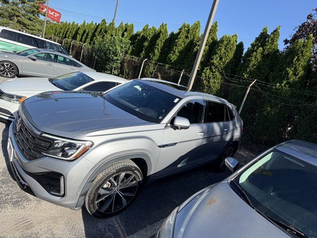2024 Volkswagen Atlas Cross Sport 2.0T SEL Premium R-Line
