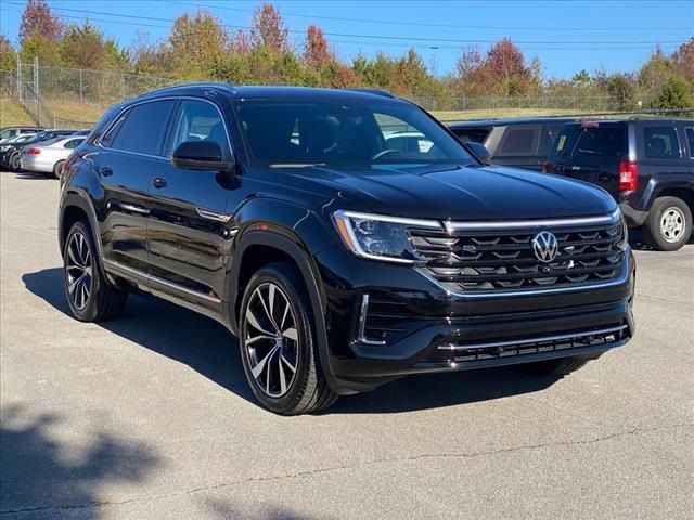 2024 Volkswagen Atlas Cross Sport 2.0T SEL Premium R-Line