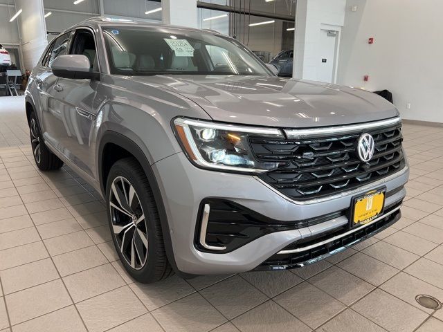 2024 Volkswagen Atlas Cross Sport 2.0T SEL Premium R-Line