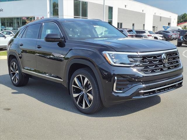 2024 Volkswagen Atlas Cross Sport 2.0T SEL Premium R-Line