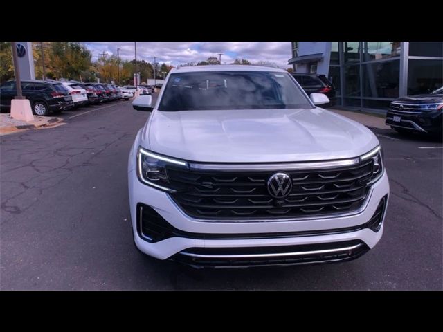 2024 Volkswagen Atlas Cross Sport 2.0T SEL Premium R-Line