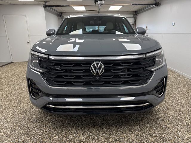 2024 Volkswagen Atlas Cross Sport 2.0T SEL Premium R-Line