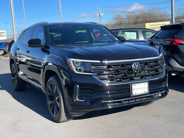 2024 Volkswagen Atlas Cross Sport 2.0T SEL Premium R-Line