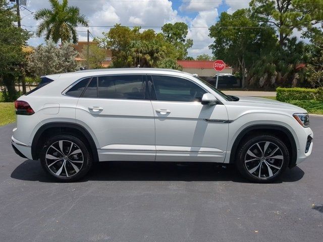 2024 Volkswagen Atlas Cross Sport 2.0T SEL Premium R-Line