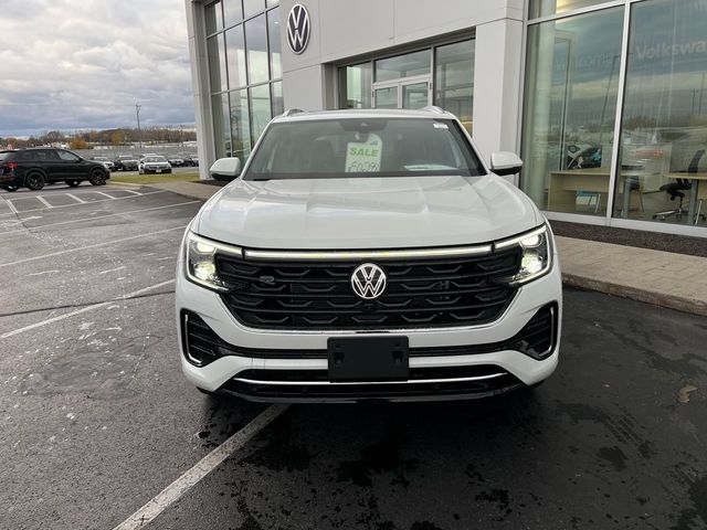 2024 Volkswagen Atlas Cross Sport 2.0T SEL Premium R-Line