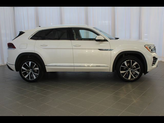 2024 Volkswagen Atlas Cross Sport 2.0T SEL Premium R-Line