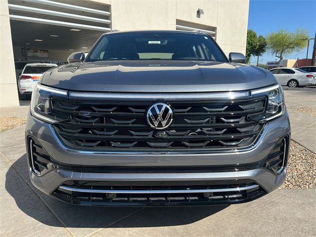 2024 Volkswagen Atlas Cross Sport 2.0T SEL Premium R-Line