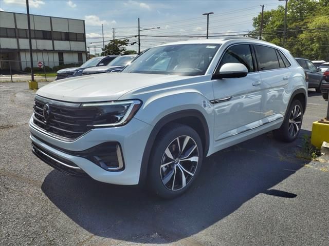 2024 Volkswagen Atlas Cross Sport 2.0T SEL Premium R-Line