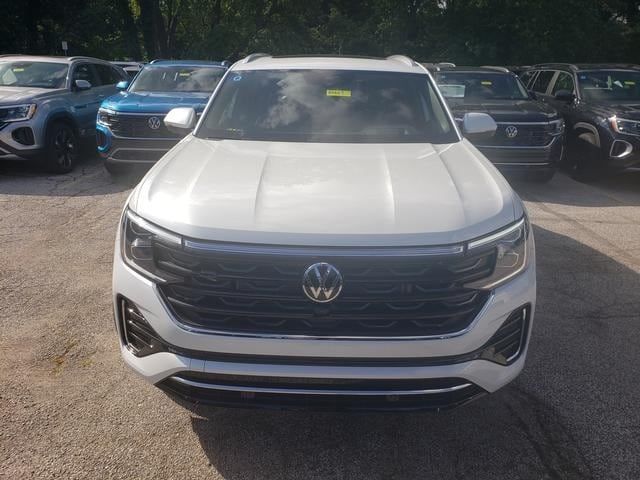 2024 Volkswagen Atlas Cross Sport 2.0T SEL Premium R-Line