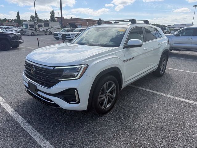2024 Volkswagen Atlas Cross Sport 2.0T SEL R-Line