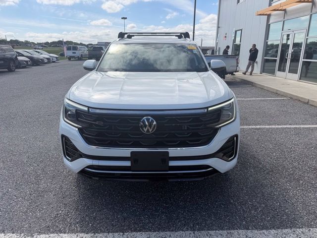 2024 Volkswagen Atlas Cross Sport 2.0T SEL R-Line