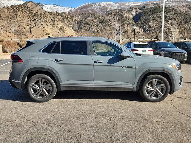 2024 Volkswagen Atlas Cross Sport 2.0T SEL R-Line