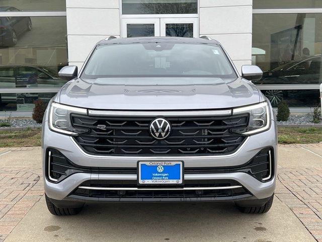 2024 Volkswagen Atlas Cross Sport 2.0T SEL R-Line