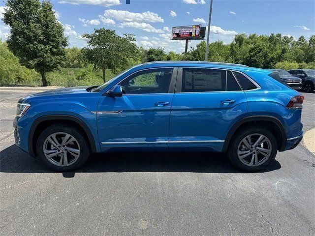 2024 Volkswagen Atlas Cross Sport 2.0T SEL R-Line