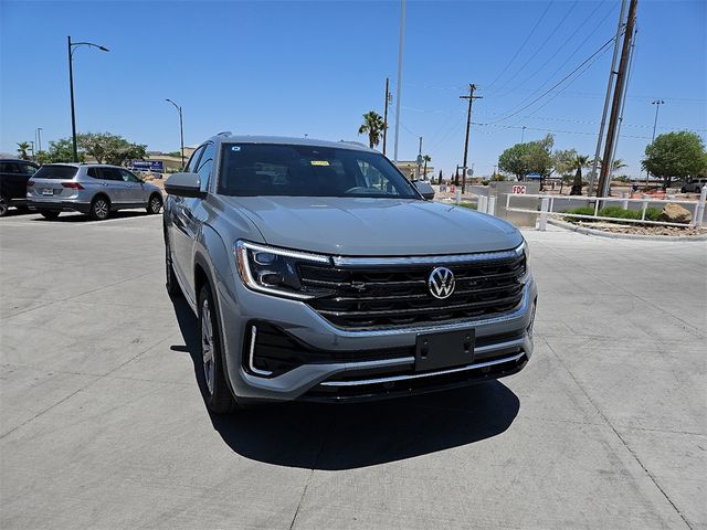 2024 Volkswagen Atlas Cross Sport 2.0T SEL R-Line