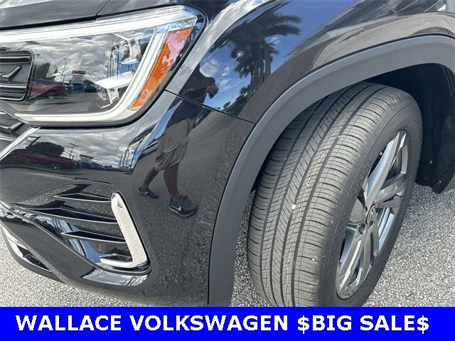 2024 Volkswagen Atlas Cross Sport 2.0T SEL R-Line