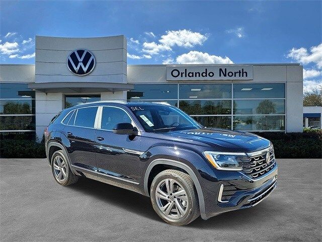 2024 Volkswagen Atlas Cross Sport 2.0T SEL R-Line