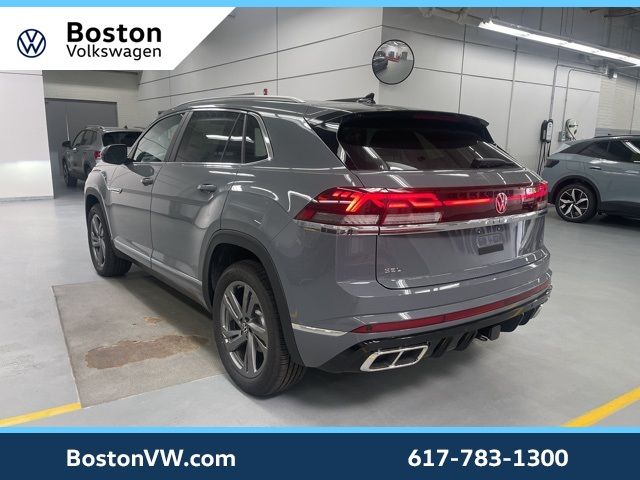 2024 Volkswagen Atlas Cross Sport 2.0T SEL R-Line