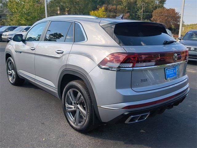 2024 Volkswagen Atlas Cross Sport 2.0T SEL R-Line