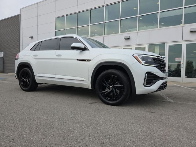 2024 Volkswagen Atlas Cross Sport 2.0T SEL R-Line