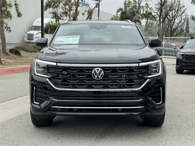 2024 Volkswagen Atlas Cross Sport 2.0T SEL R-Line