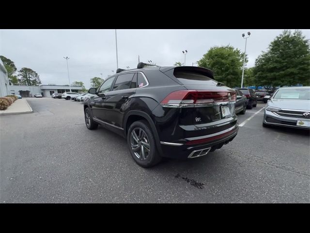 2024 Volkswagen Atlas Cross Sport 2.0T SEL R-Line