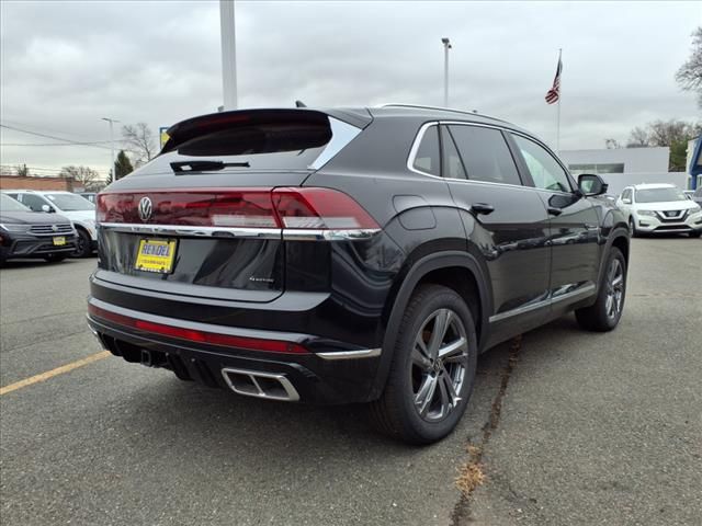 2024 Volkswagen Atlas Cross Sport 2.0T SEL R-Line