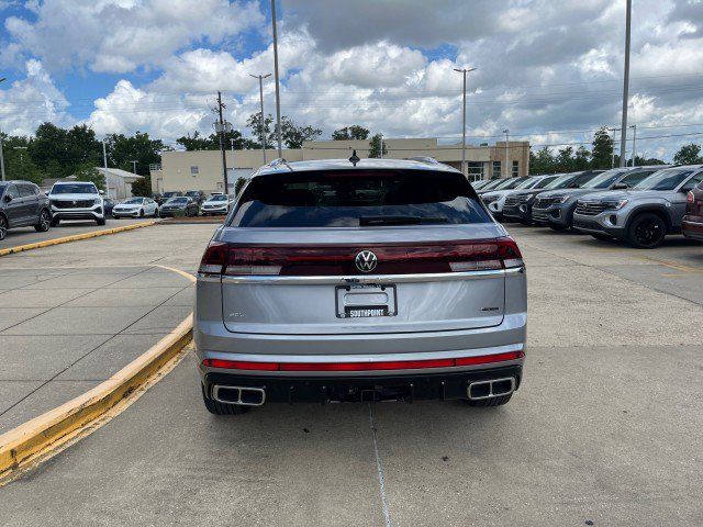 2024 Volkswagen Atlas Cross Sport 2.0T SEL R-Line