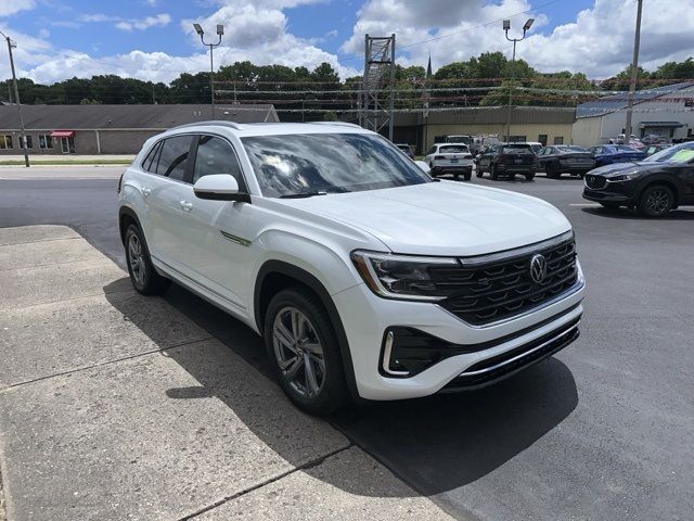 2024 Volkswagen Atlas Cross Sport 2.0T SEL R-Line