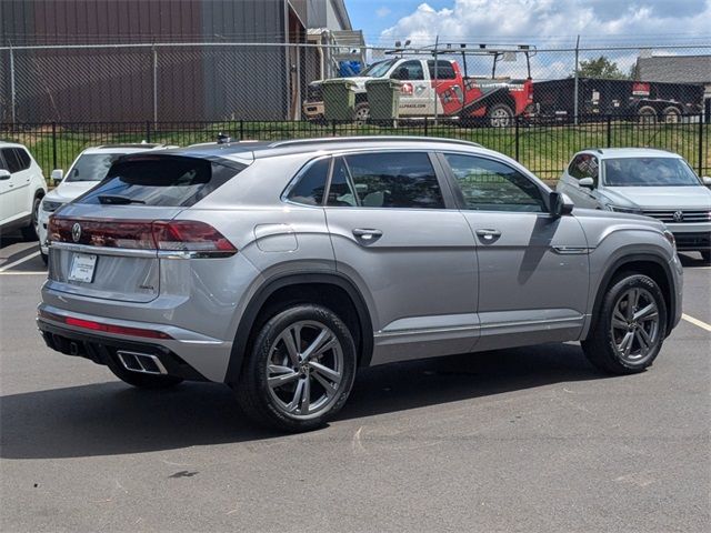 2024 Volkswagen Atlas Cross Sport 2.0T SEL R-Line