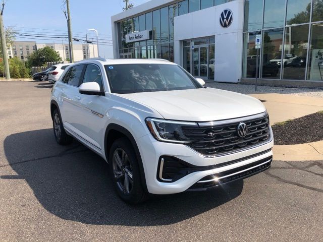 2024 Volkswagen Atlas Cross Sport 2.0T SEL R-Line