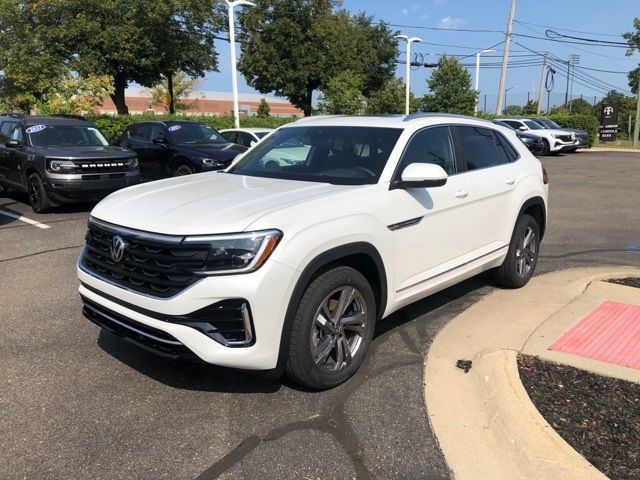 2024 Volkswagen Atlas Cross Sport 2.0T SEL R-Line