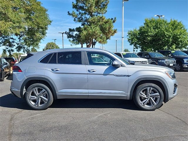 2024 Volkswagen Atlas Cross Sport 2.0T SEL R-Line