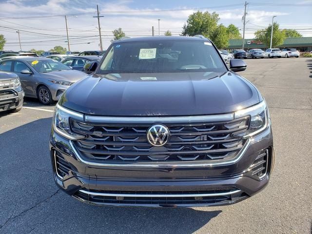 2024 Volkswagen Atlas Cross Sport 2.0T SEL R-Line