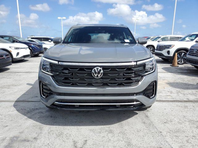 2024 Volkswagen Atlas Cross Sport 2.0T SEL R-Line